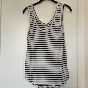 Piko 1988- White/black scoop neck tank